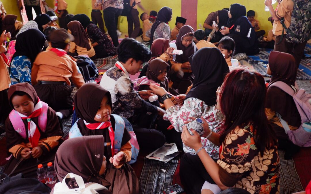 Melalui Pengabdian Pendidikan, Mahasiswa PLS Ajarkan Nilai Tanggung Jawab Terhadap Barang Konsumsi dan Produksi Guna Mendukung SDG’s No 12