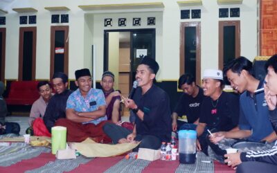 Kurangi Kesenjangan Sosial Melalui Bakti PLS, Mahasiswa PLS Berdayakan Karang Taruna Dengan Softskill Sosial Editing