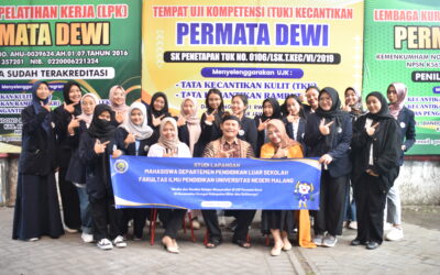 STUDI LAPANGAN MEDIA DAN SUMBER BELAJAR MASYARAKAT DI LKP PERMATA DEWI SRENGAT BLITAR