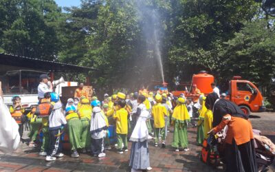 BPBD KOTA MALANG KENALKAN EDUKASI MITIGASI BANJIR KEPADA SISWA RA MANARUL ISLAM