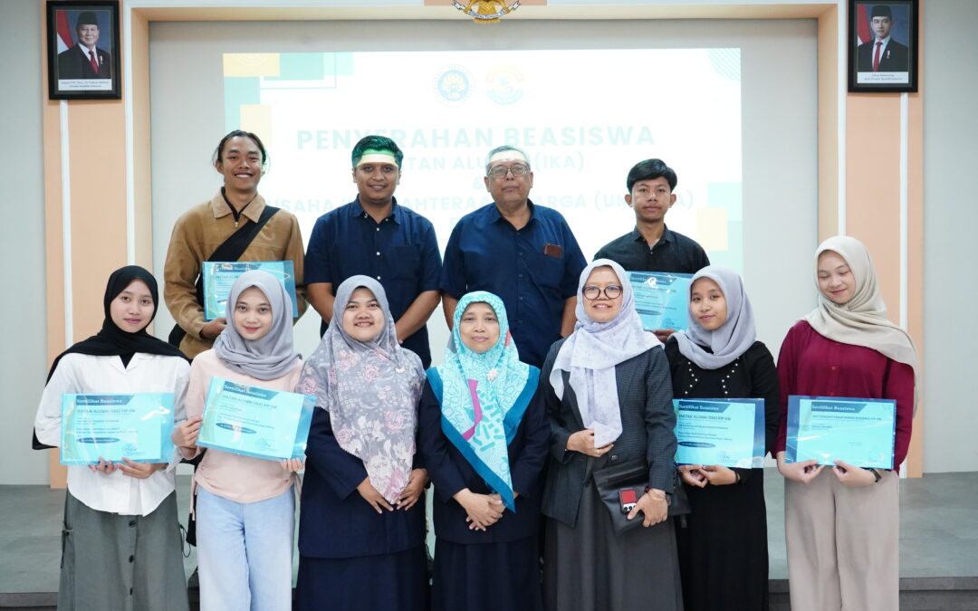 Merajut Asa, Mengukir Masa Depan: IKA FIP UM Salurkan Beasiswa untuk Generasi Unggul Tahun 2025