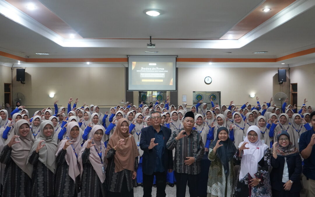 Kenalkan Prospek Pendidikan Nonformal, FIP UM Sambut Kunjungan Santri Pesantren Putri Al-Mawaddah Ponorogo