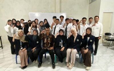 Semangat Belajar Tanpa Batas: Keterlibatan Mahasiswa dalam Pelaksanaan Ujian di PKBM Tunas Harapan Kota Batu
